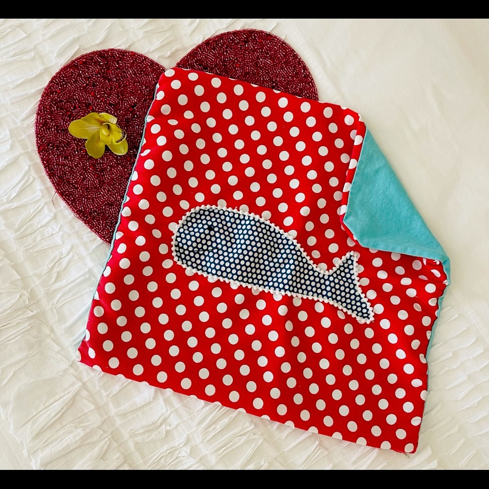 GUC pillow cover with zipper